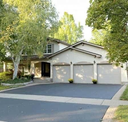 Quiet And Comfortable Homestay Oakville Esterno foto